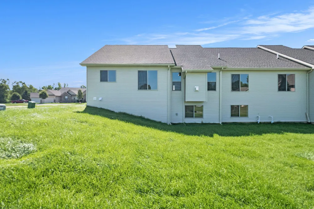 5391 Swan Drive Burton, MI 48509