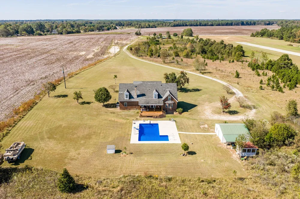 1280 Old Lucky Bridge Road Wrens, GA 30833