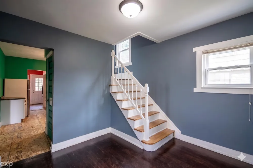 1939 Delwood SW Avenue Wyoming City, MI 49509