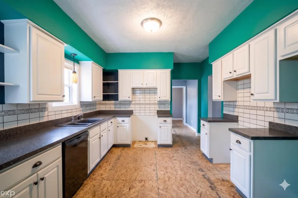 1939 Delwood SW Avenue Wyoming City, MI 49509