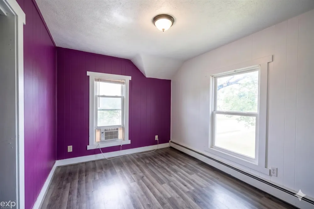 1939 Delwood SW Avenue Wyoming City, MI 49509