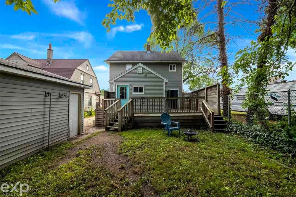 1939 Delwood SW Avenue Wyoming City, MI 49509