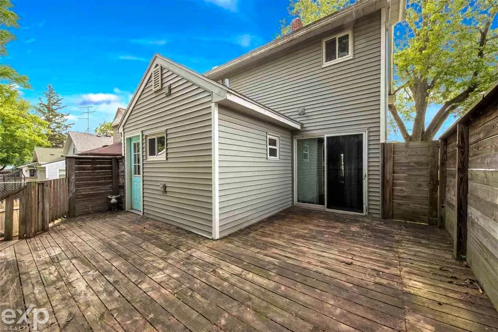 1939 Delwood SW Avenue Wyoming City, MI 49509