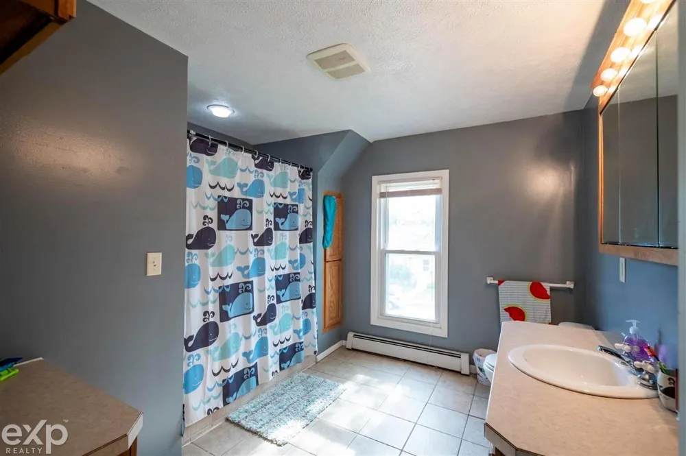 1939 Delwood SW Avenue Wyoming City, MI 49509