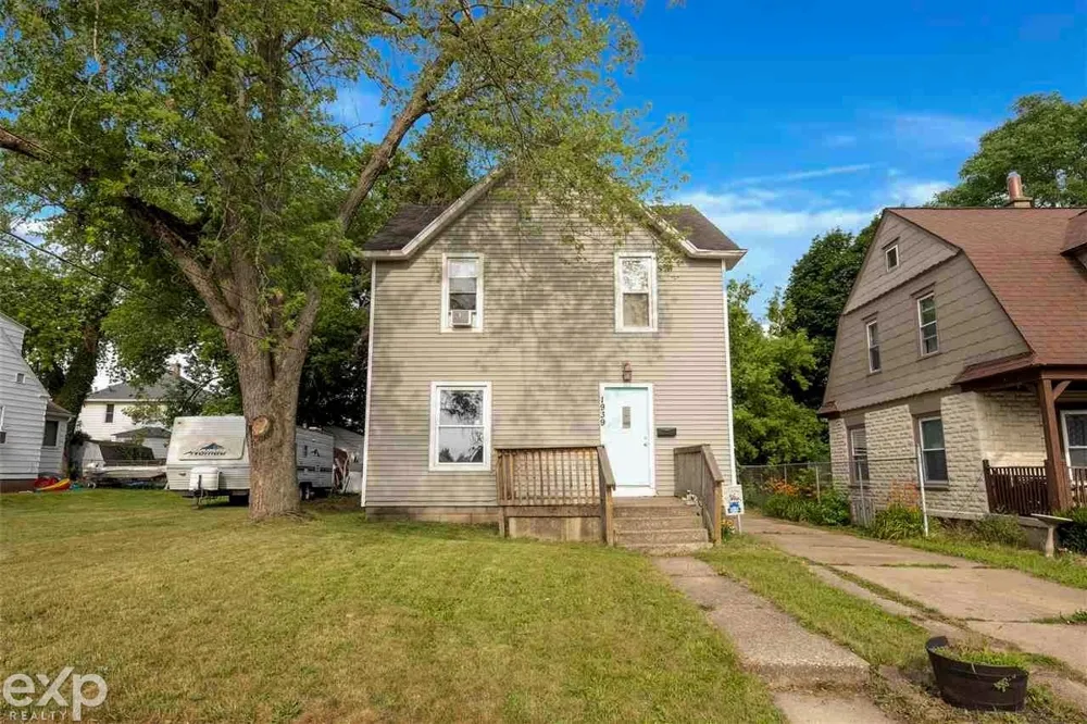 1939 Delwood SW Avenue Wyoming City, MI 49509