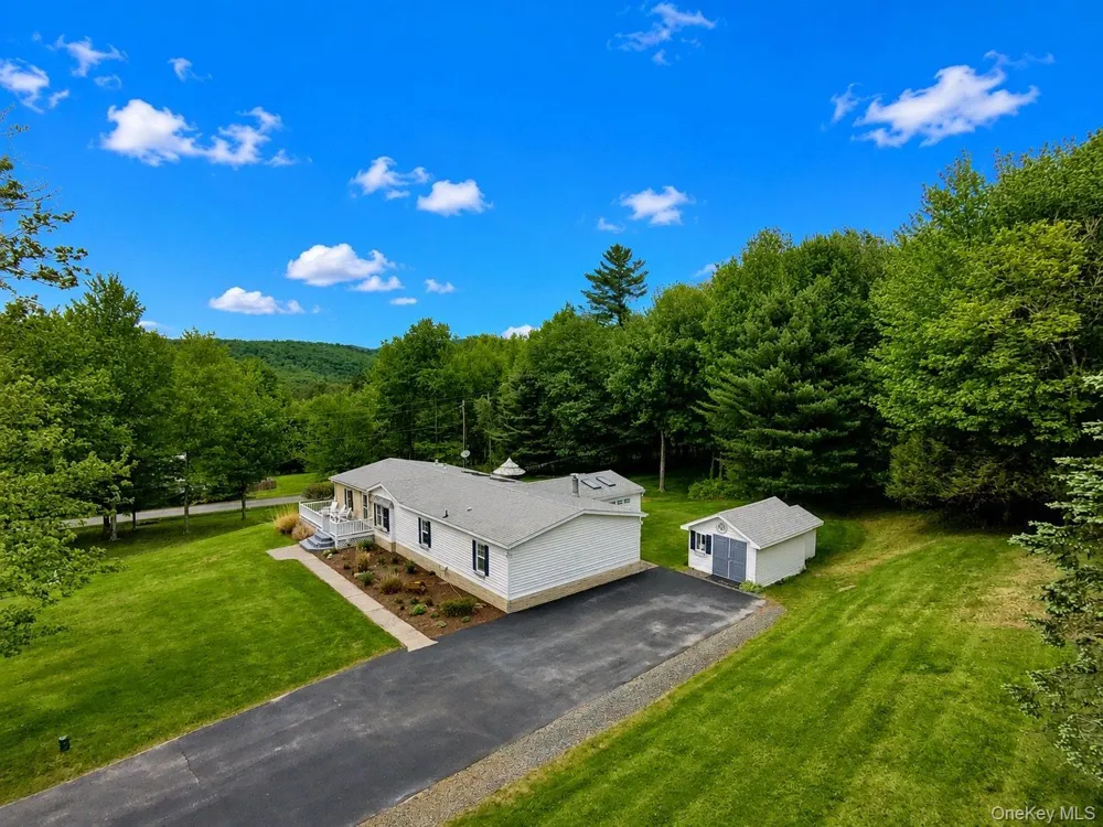 502 Myers Road Neversink, NY 12765