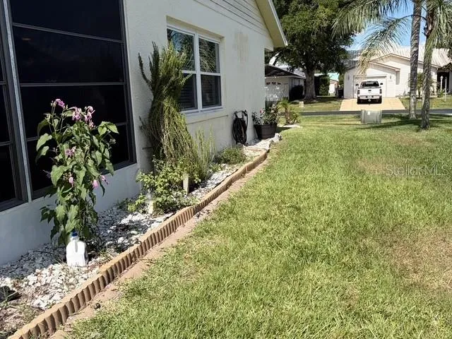 1629 WILLOW RUN Sebring, FL 33872