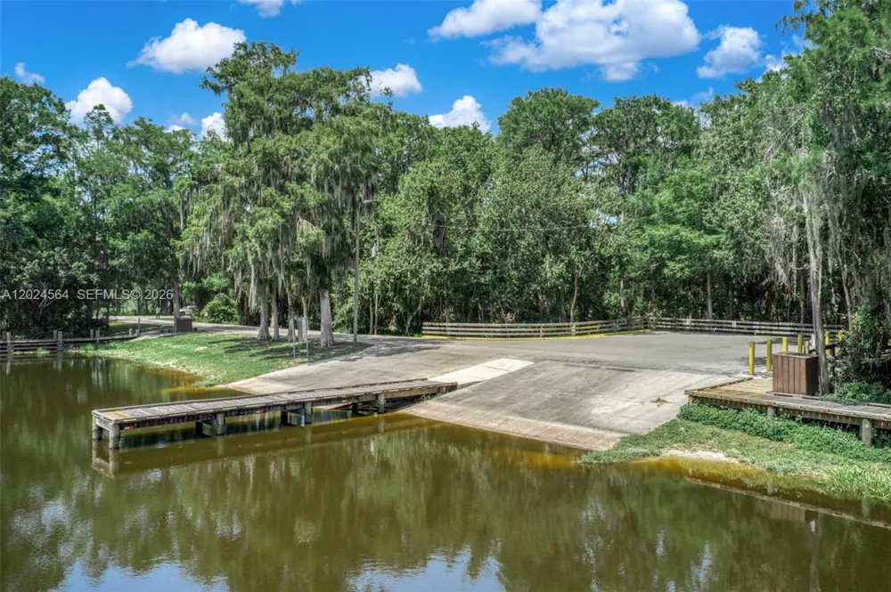 6813 Heavitree Sebring, FL 33876