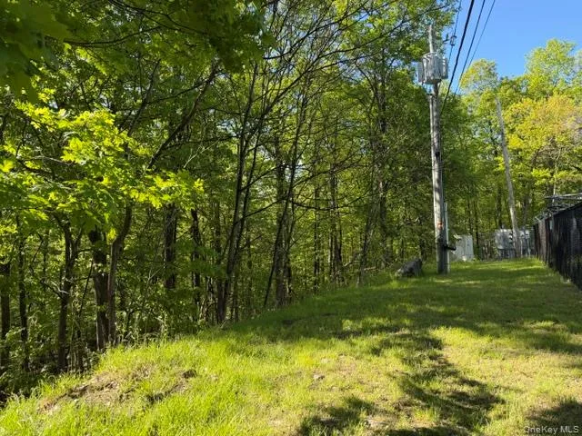 27 Council Crest Road Sloatsburg, NY 10974