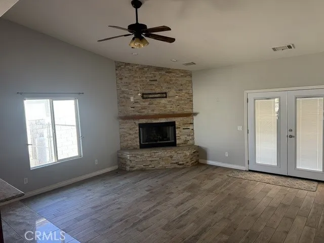 14415 Schooner Helendale, CA 92342