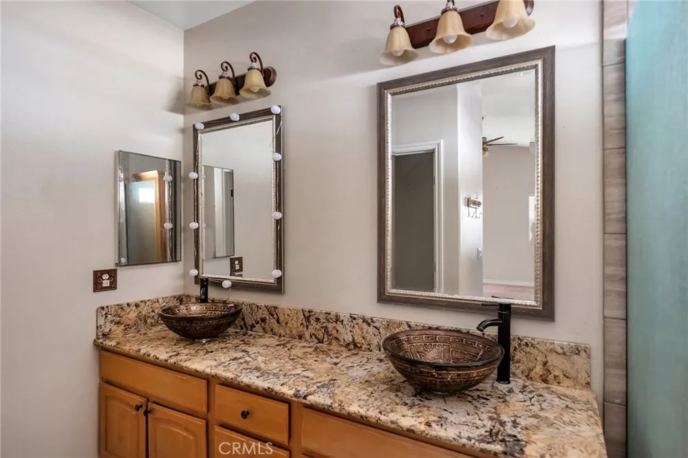14415 Schooner Helendale, CA 92342