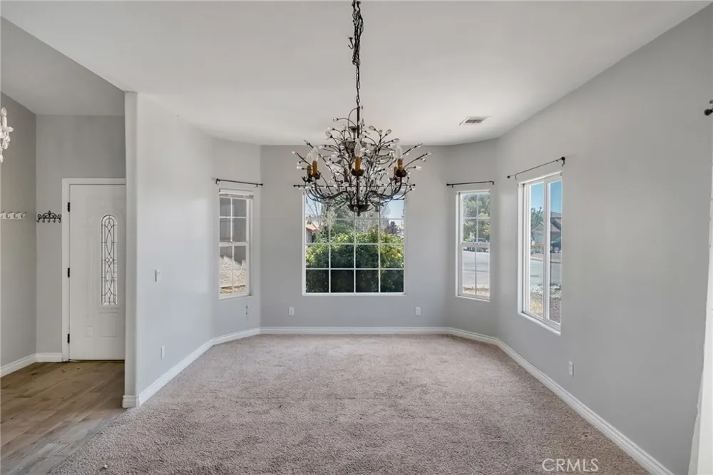 14415 Schooner Helendale, CA 92342