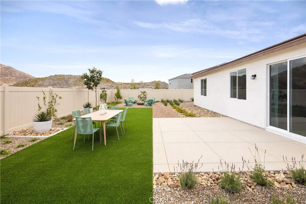31202 Morgan Trail Winchester, CA 92596