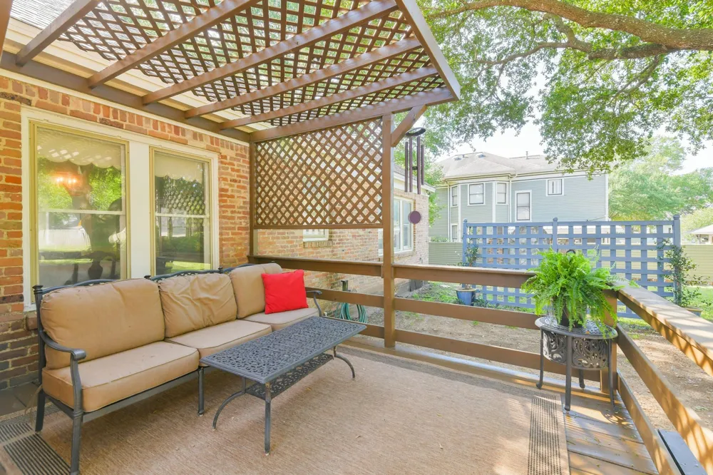 802 S Day Street Brenham, TX 77833