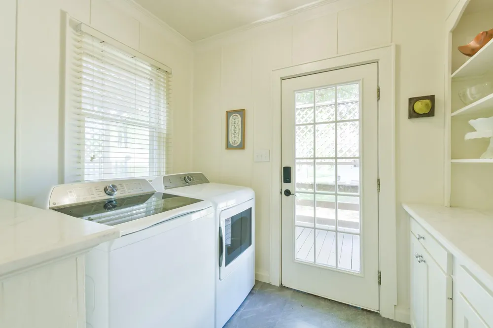 802 S Day Street Brenham, TX 77833