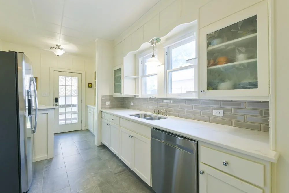 802 S Day Street Brenham, TX 77833