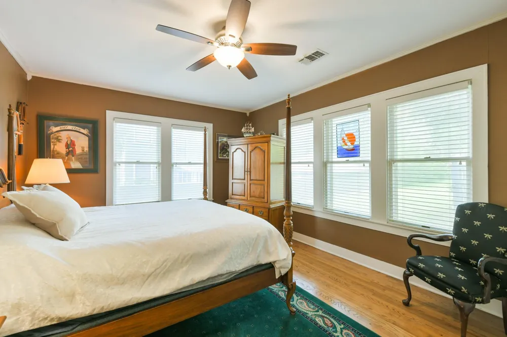 802 S Day Street Brenham, TX 77833
