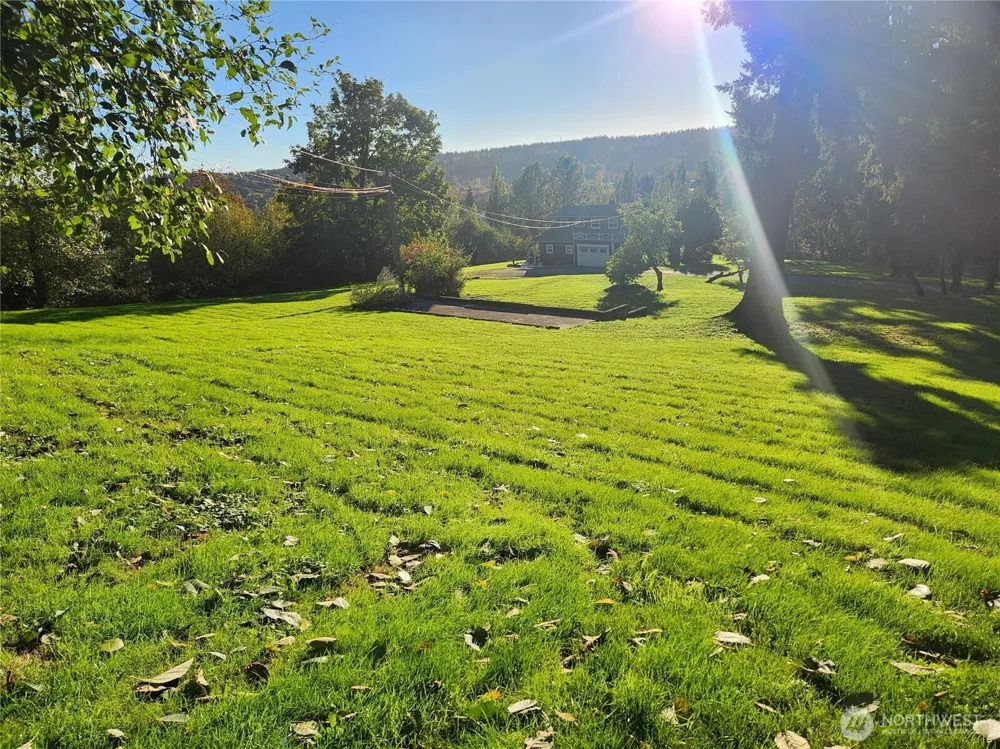 9859 Redmond-Woodinville Road NE Redmond, WA 98052