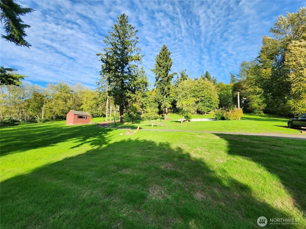 9859 Redmond-Woodinville Road NE Redmond, WA 98052