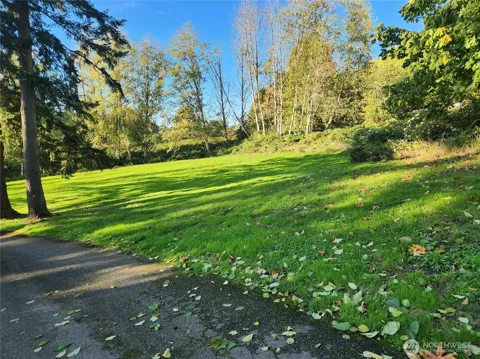 9859 Redmond-Woodinville Road NE
