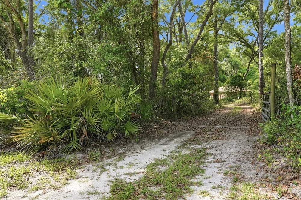 9291 NW 127TH PLACE Chiefland, FL 32626