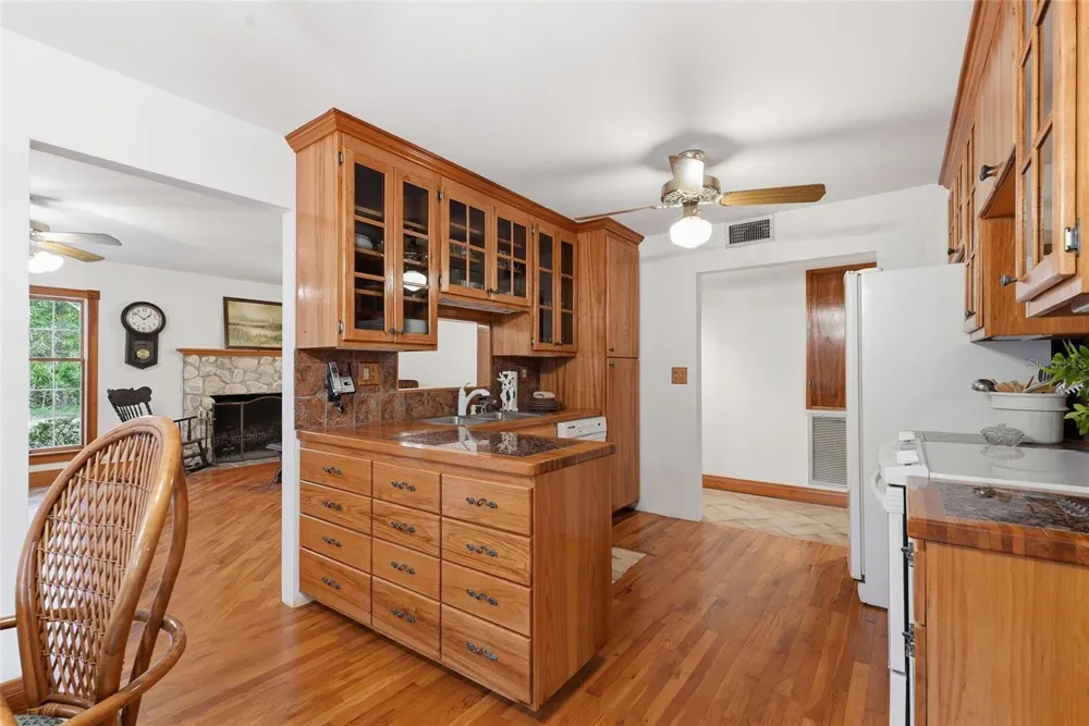 9291 NW 127TH PLACE Chiefland, FL 32626