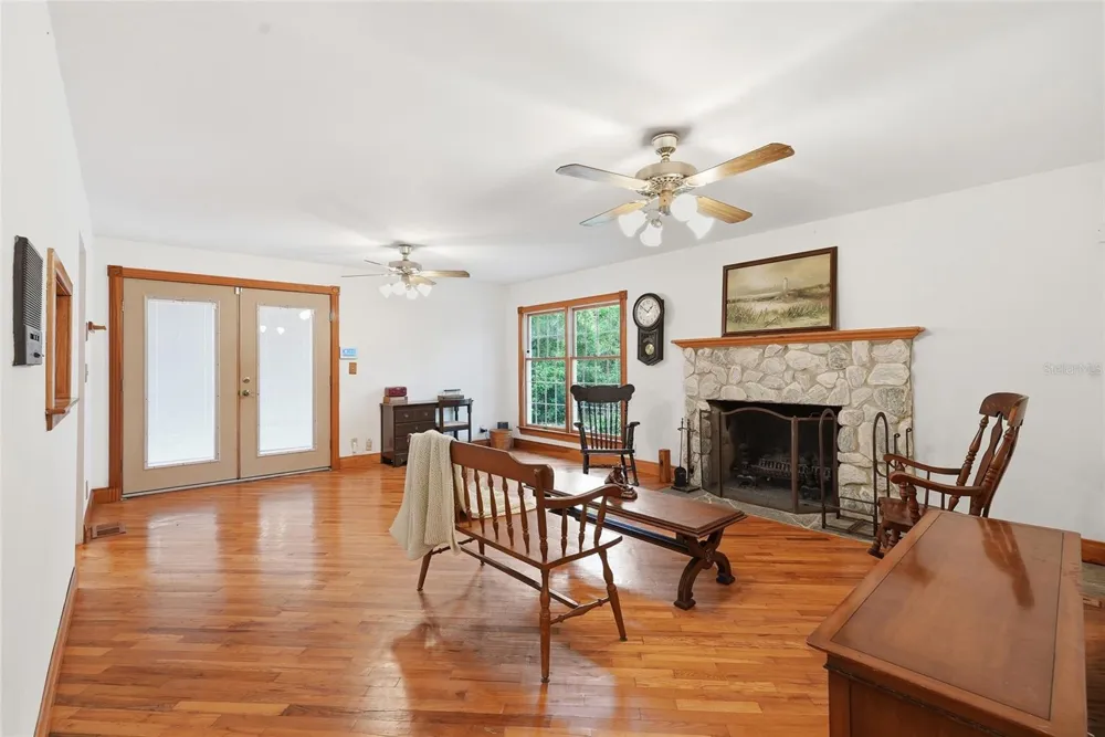 9291 NW 127TH PLACE Chiefland, FL 32626