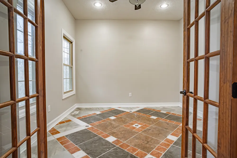 550 Laurel Crown Rd Manchester, TN 37355