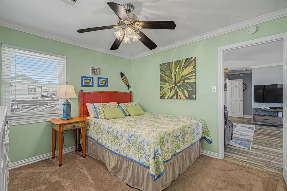 273 Barracuda Street Bayou Vista, TX 77563