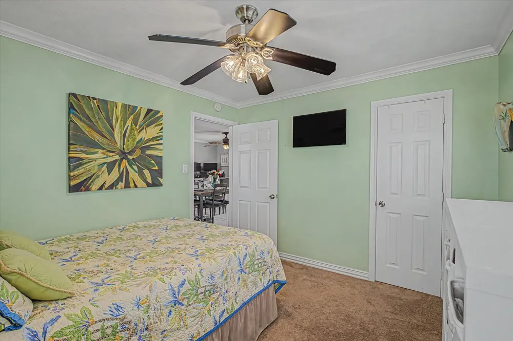273 Barracuda Street Bayou Vista, TX 77563