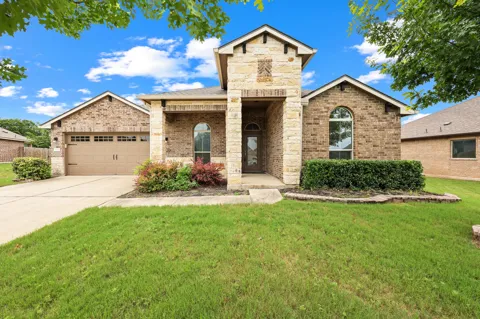 1018 Granbury Cove