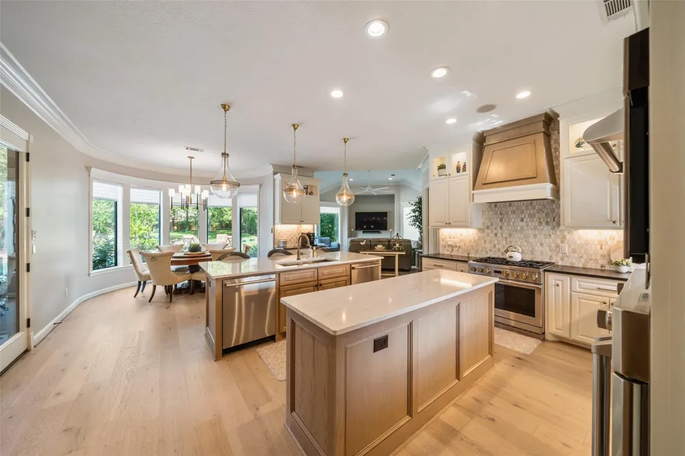 123 Bentwater Bay Drive Montgomery, TX 77356