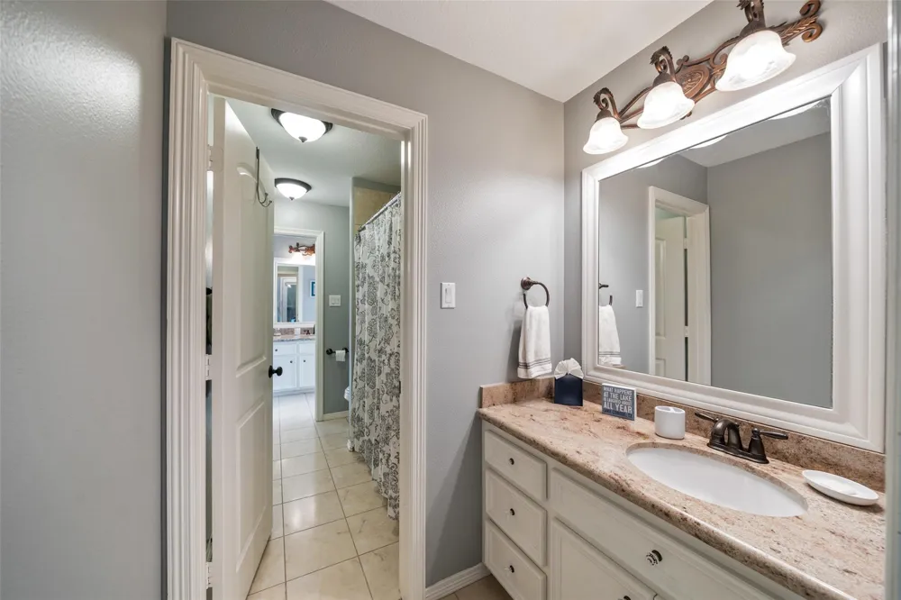 123 Bentwater Bay Drive Montgomery, TX 77356