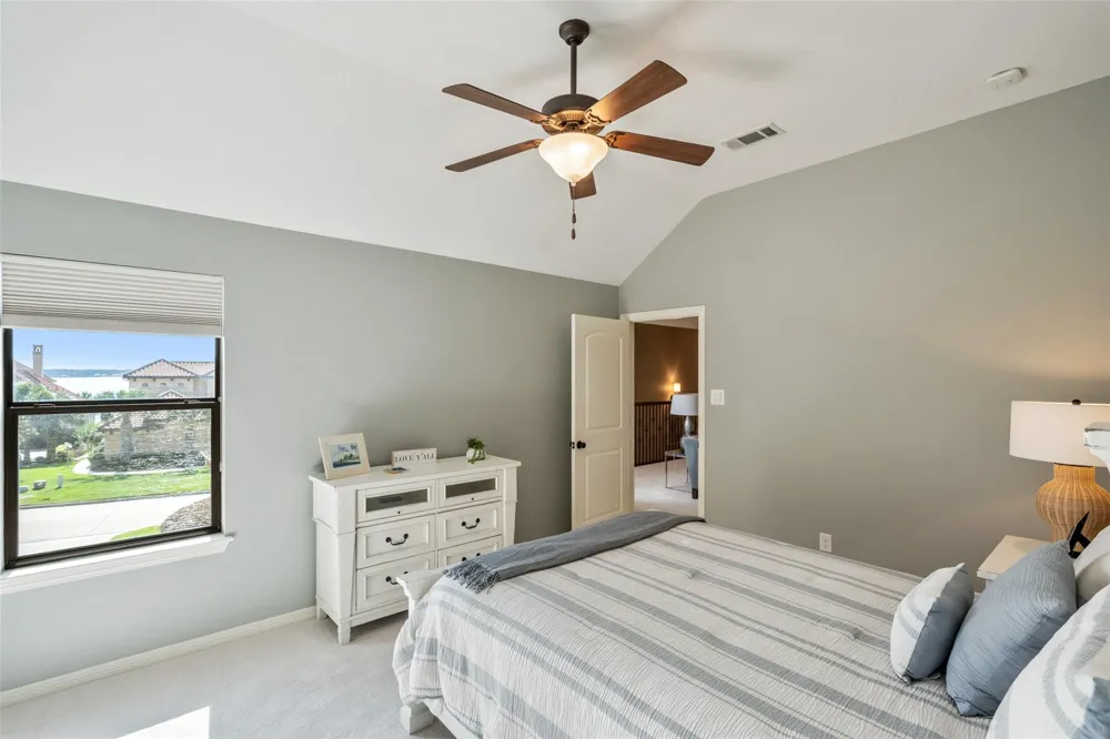 123 Bentwater Bay Drive Montgomery, TX 77356
