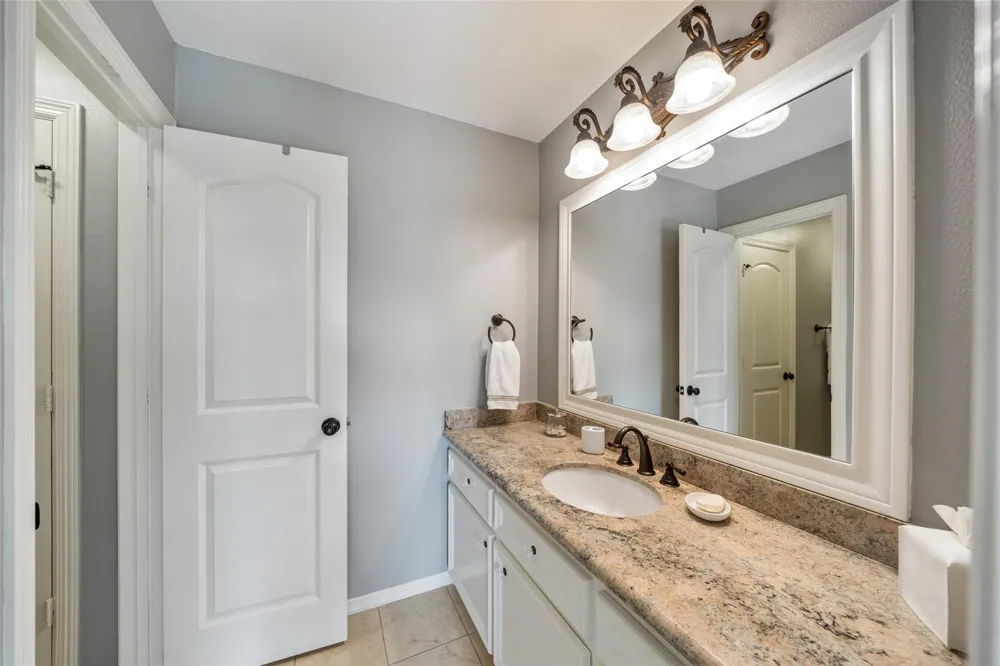 123 Bentwater Bay Drive Montgomery, TX 77356