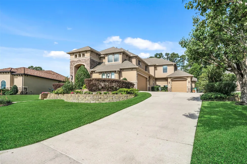123 Bentwater Bay Drive Montgomery, TX 77356