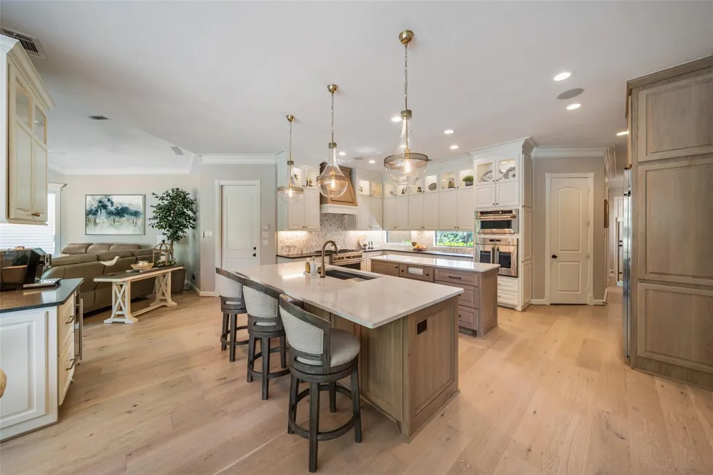 123 Bentwater Bay Drive Montgomery, TX 77356