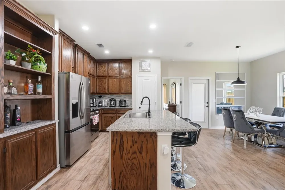 2986 Mayfield Ingleside, TX 78362