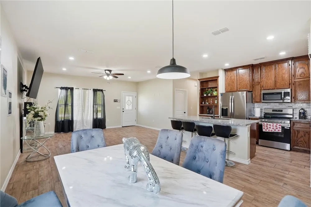 2986 Mayfield Ingleside, TX 78362