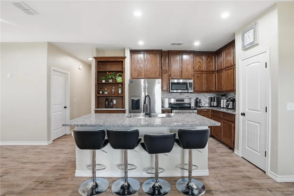 2986 Mayfield Ingleside, TX 78362