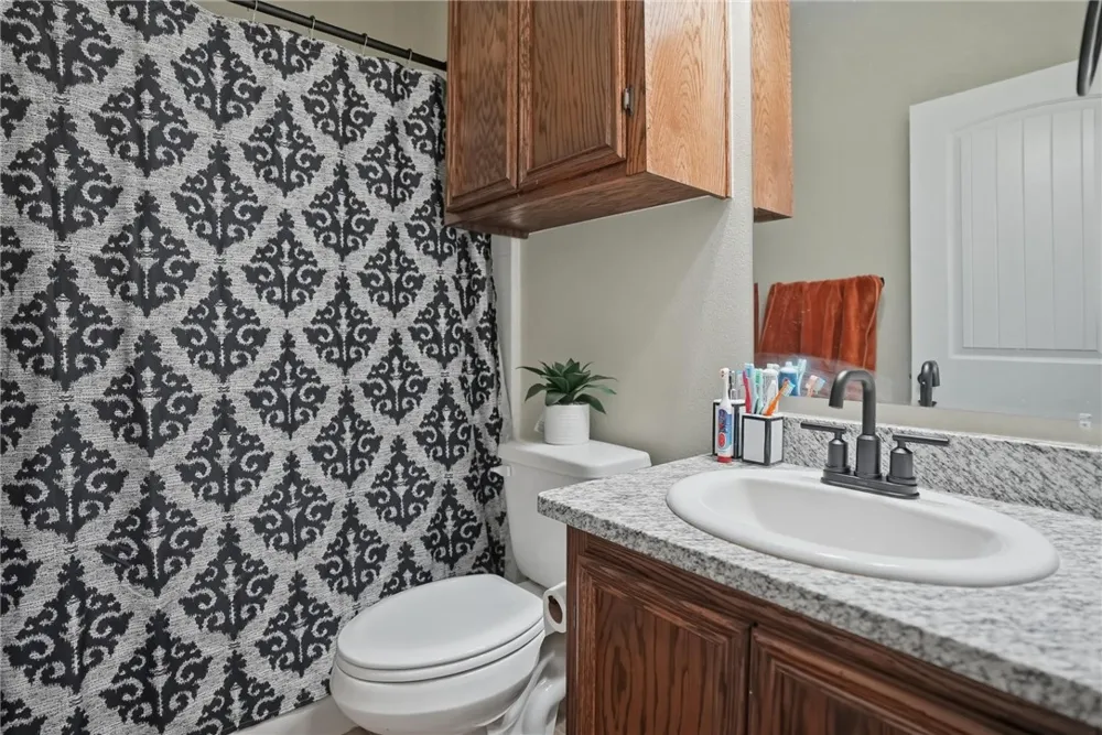 2986 Mayfield Ingleside, TX 78362