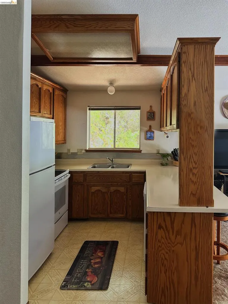 12948 Mueller Dr Groveland, CA 95321