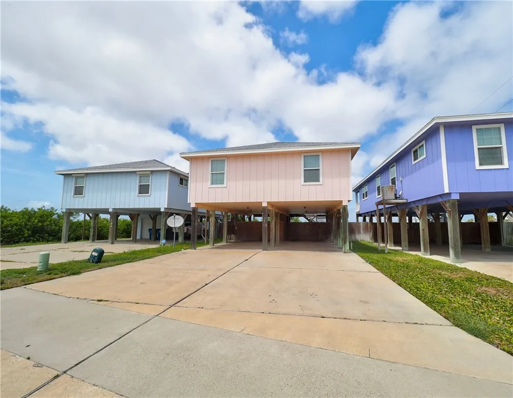100 Glover Boulevard #103 Port Aransas, TX 78373