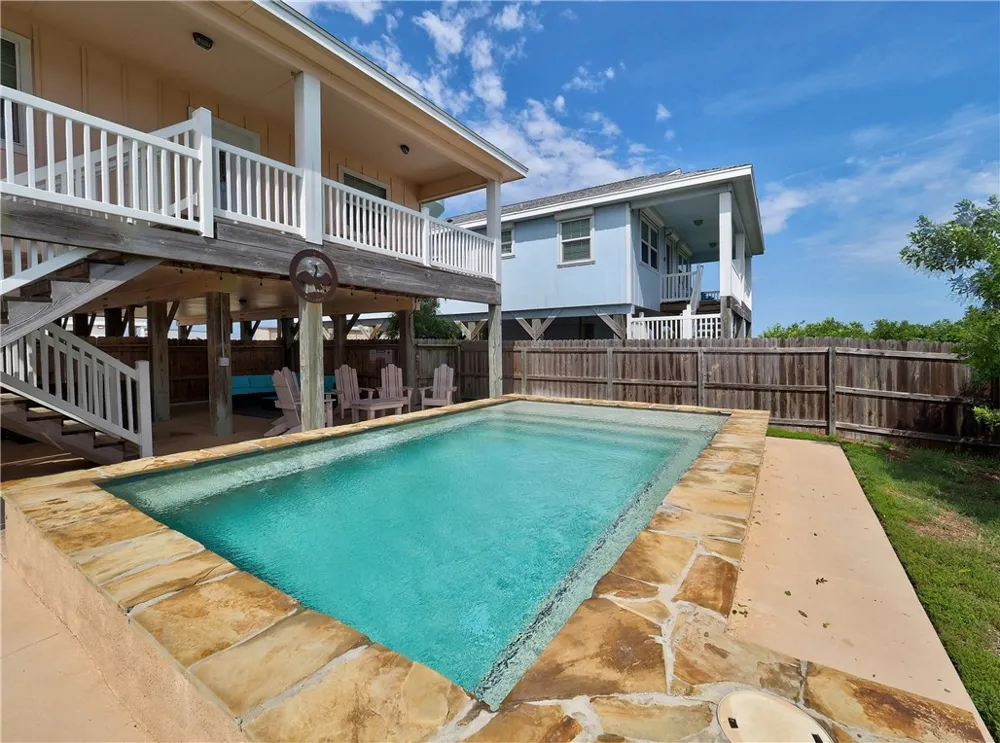 100 Glover Boulevard #103 Port Aransas, TX 78373
