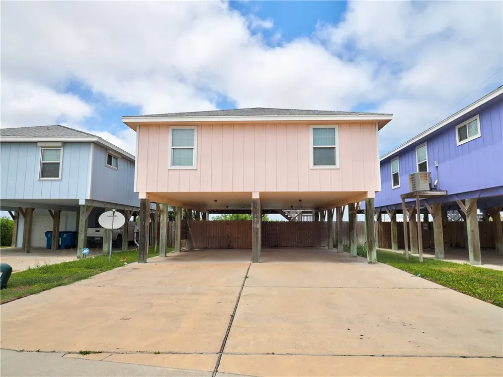 100 Glover Boulevard #103 Port Aransas, TX 78373