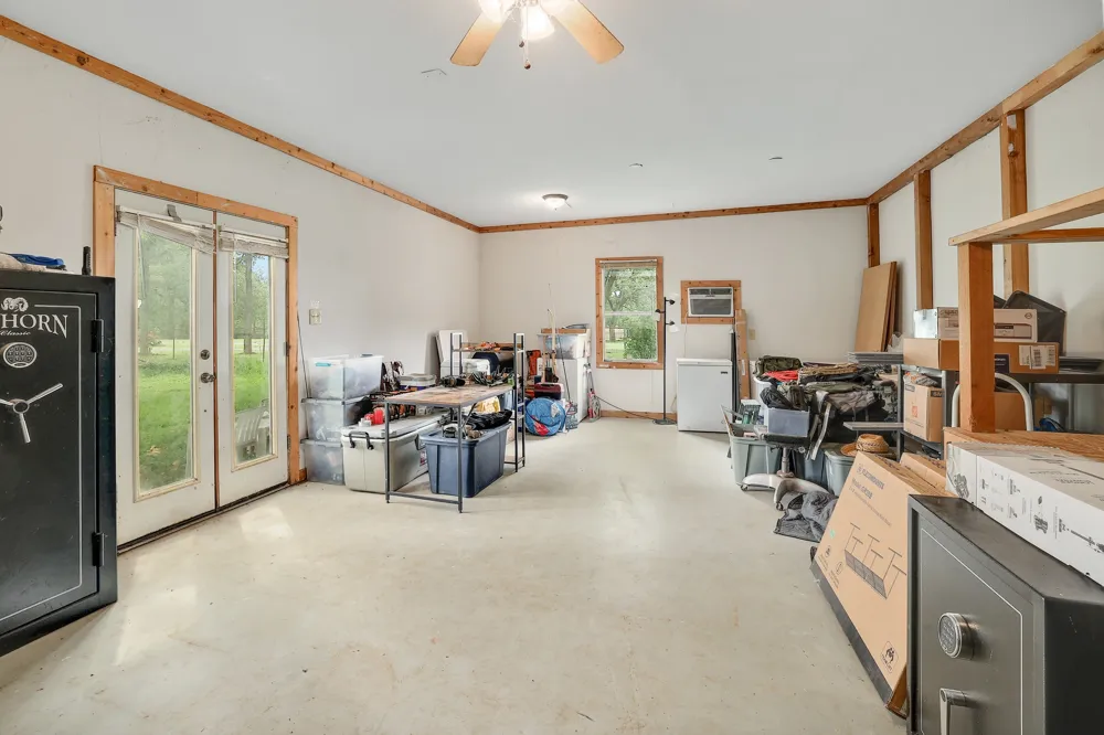 288 The Forest Road Dale, TX 78616