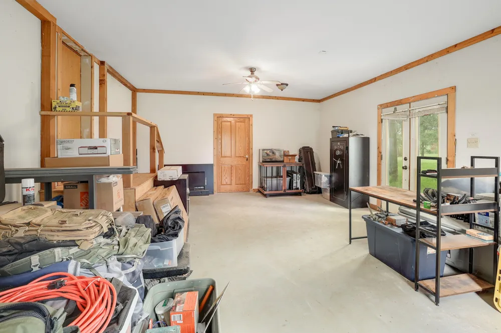 288 The Forest Road Dale, TX 78616