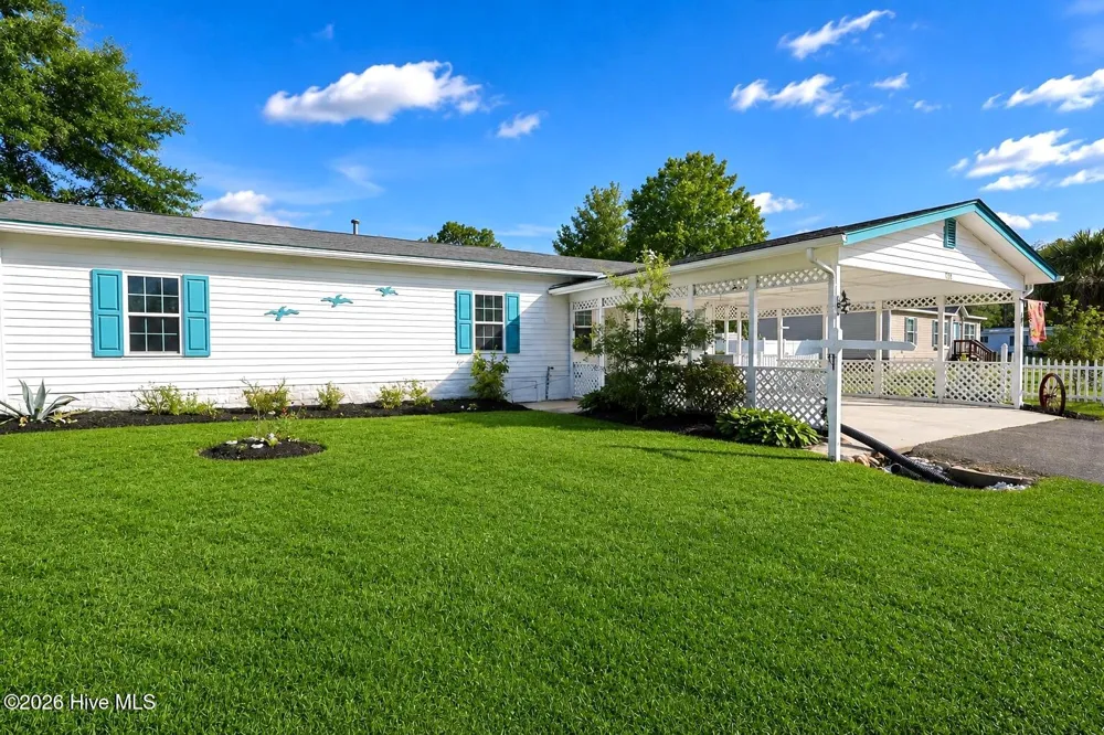 324 Cypress Avenue Holly Ridge, NC 28445