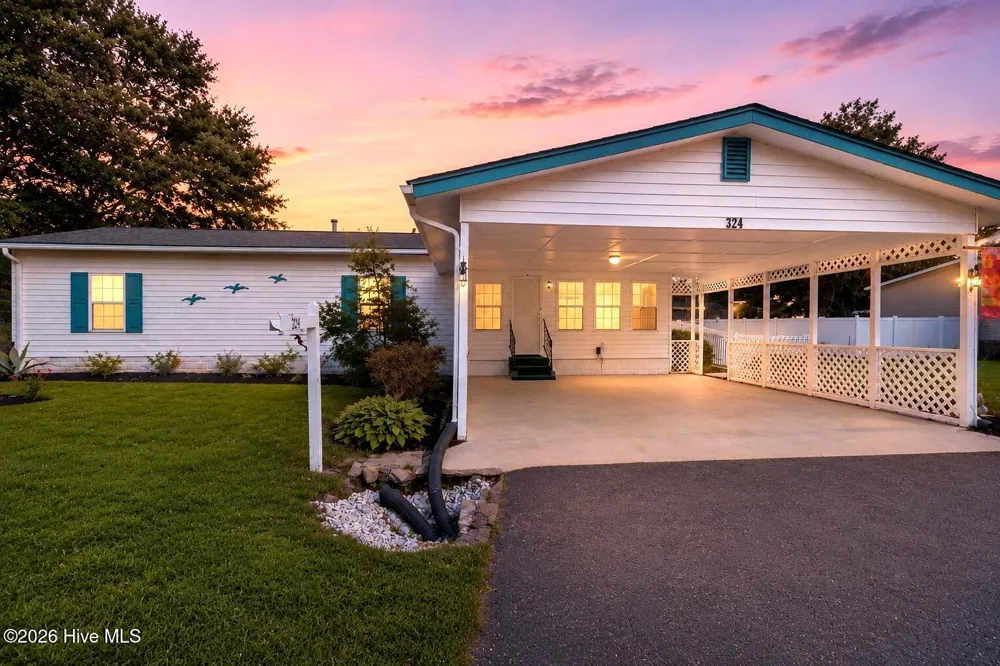 324 Cypress Avenue Holly Ridge, NC 28445