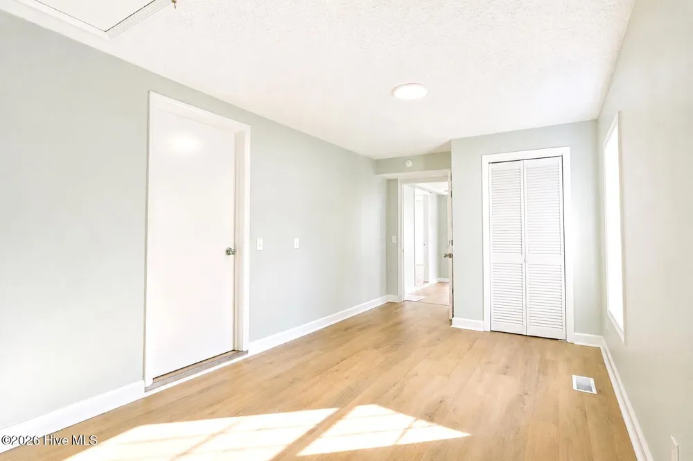 324 Cypress Avenue Holly Ridge, NC 28445